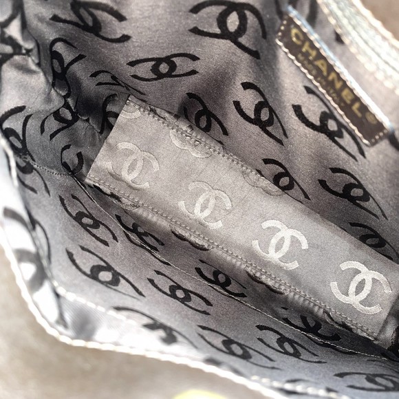 Chanel Handbag Wild Stitch Tote Bag Coco Mark Shoulder Calfskin Black Matte - Picture 4 of 9